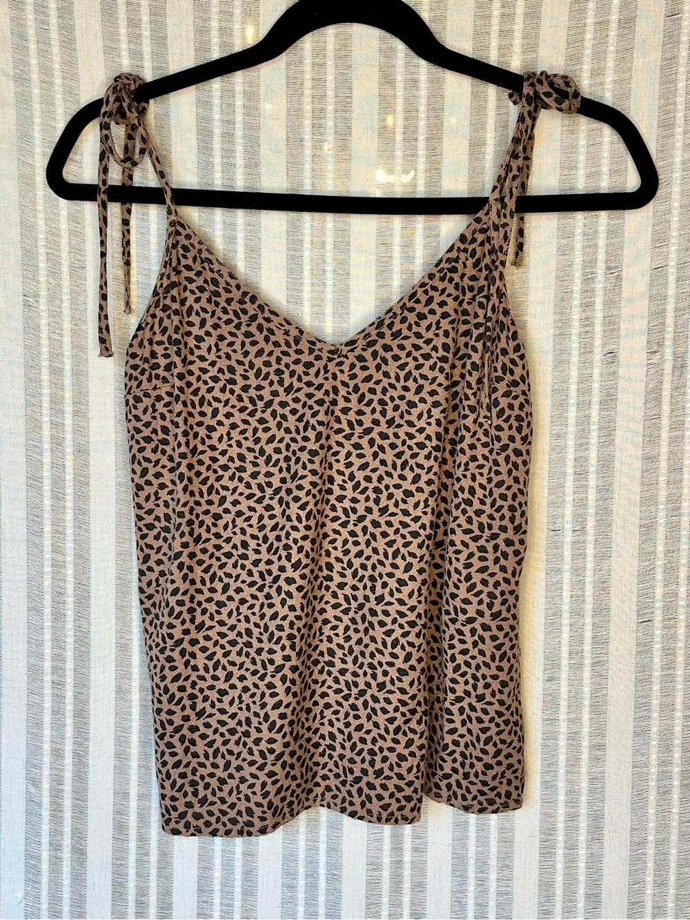 Abercrombie & Fitch Leopard Print Tie-Shoulder Cami Tank Size Small